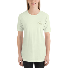Load image into Gallery viewer, Làttia Gold Collection Short-Sleeve Unisex T-Shirt